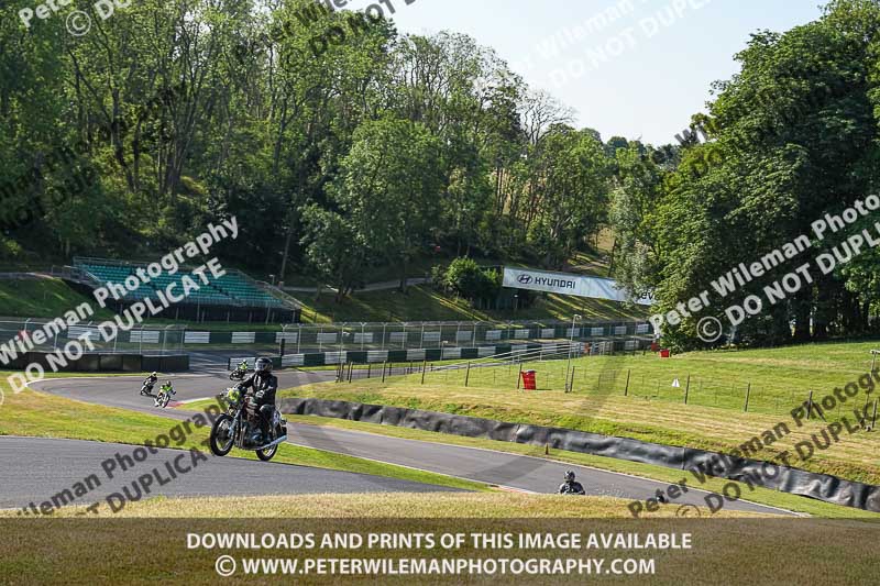 cadwell park;cadwell park photographs;cadwell trackday photographs;enduro digital images;event digital images;eventdigitalimages;peter wileman photography;racing digital images;trackday digital images;trackday photos